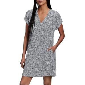 NWT GAP Navy White Dot V-neck Dress XSMALL Flowy Pockets Prep 100% Viscose NEW